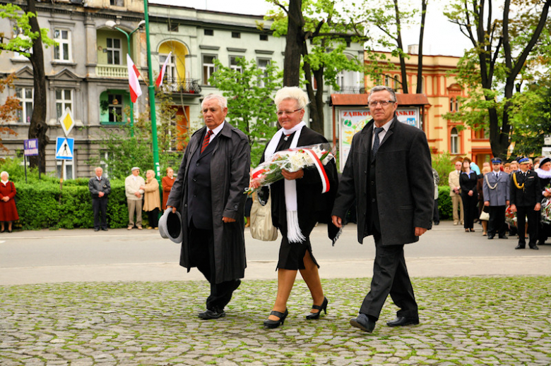 Obchody 3 Maja w Ząbkowicach