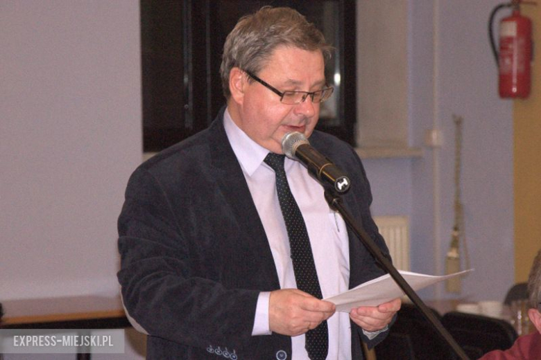 Radny Andrzej Kardaś pełniący funkcję przewodniczącego Rady Miejskiej w Bardzie
