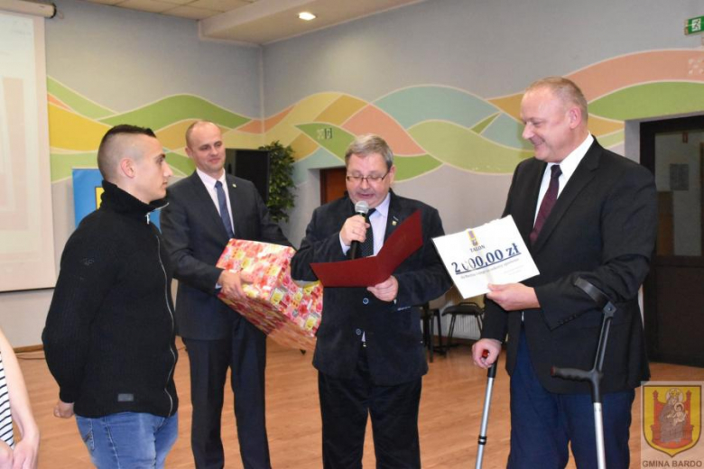 Burmistrz wyróżnił kolejnych sportowców z gminy Bardo
