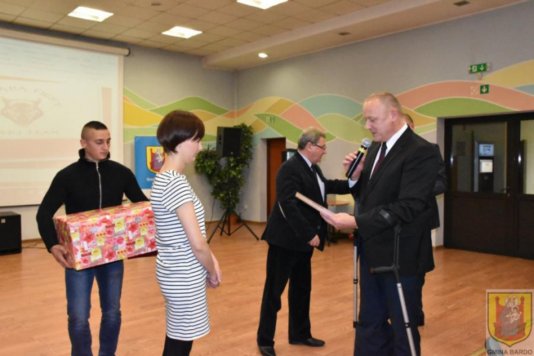 Burmistrz wyróżnił kolejnych sportowców z gminy Bardo