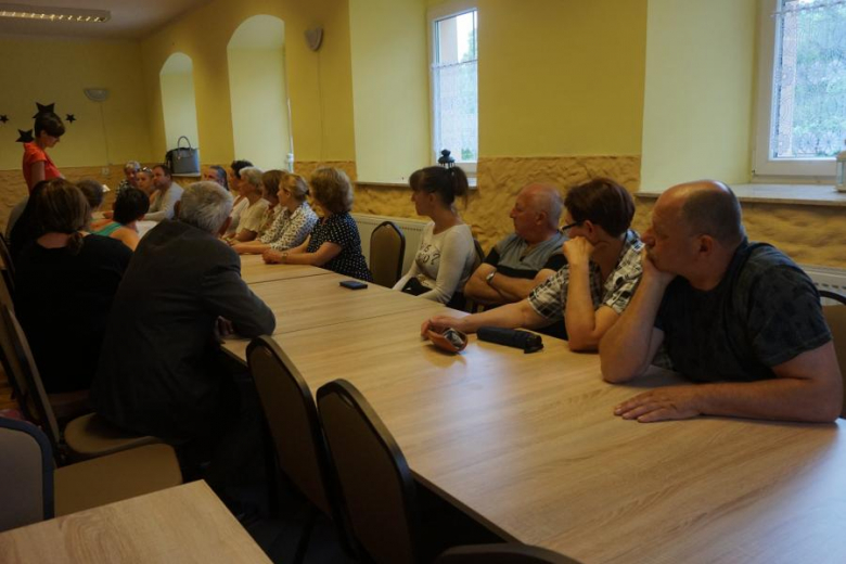 Zebranie wiejskie w Chwalisławiu. Wybrano nowego sołtysa