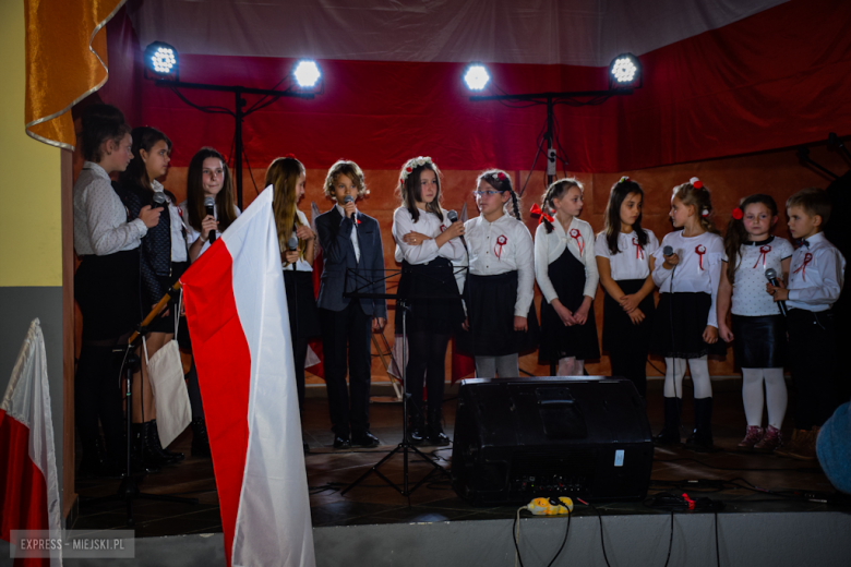 III Przegląd Piosenki Patriotycznej w Stoszowicach