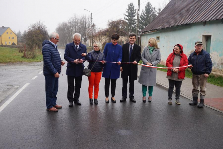 Droga powiatowa w Mąkolnie oficjalnie otwarta