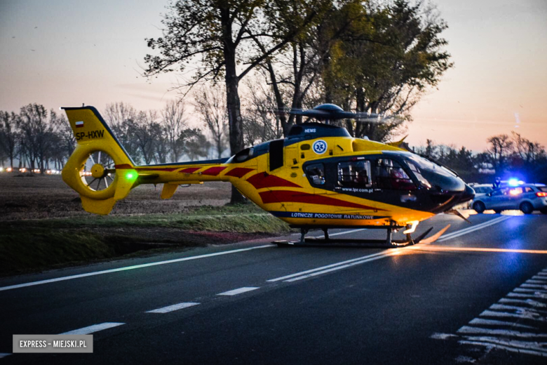 Zderzenie dwóch osobówek koło Tarnowa. Interweniował helikopter LPR