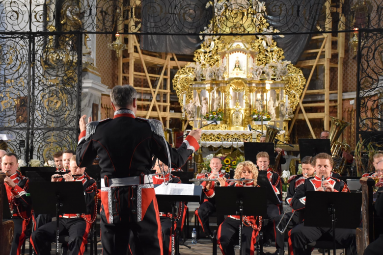 Dziękczynna Msza Święta Dożynkowa oraz koncert finałowy Bardzkiego Lata Organowego