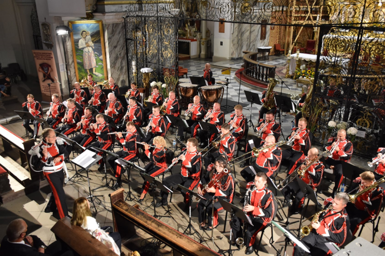 Dziękczynna Msza Święta Dożynkowa oraz koncert finałowy Bardzkiego Lata Organowego