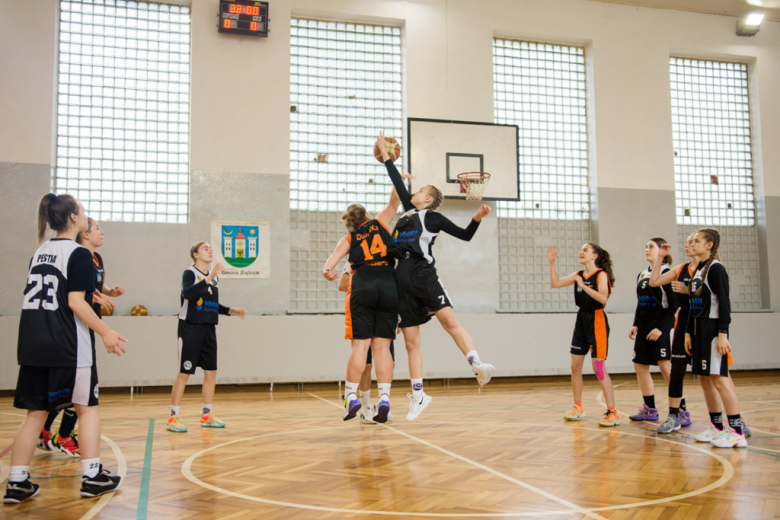 Turniej koszykówki dziewcząt o Puchar Burmistrza burmistrza Ziębic