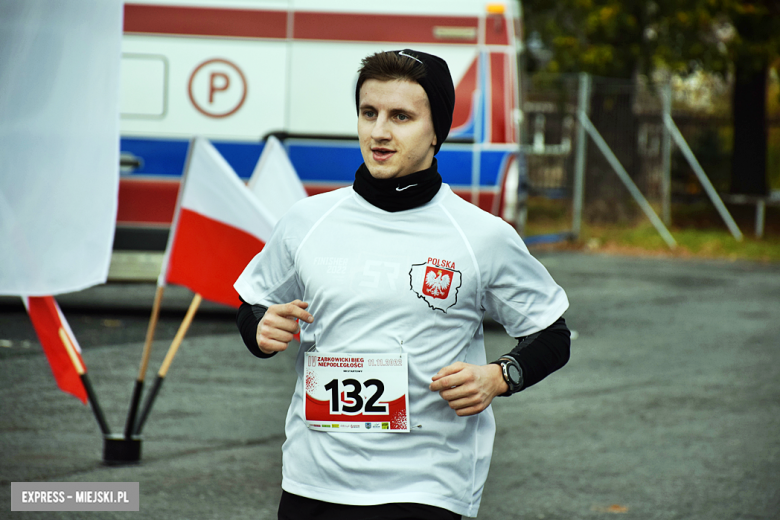 Na sportowo uczcili 104. rocznicę odzyskania niepodległości przez Polskę 