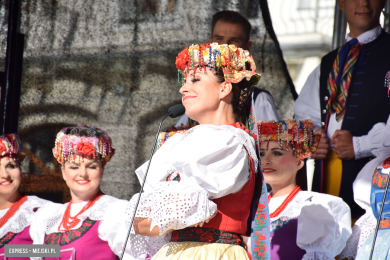 Zespół Pieśni i Tańca „Śląsk” ponownie wystąpił w Bardzie