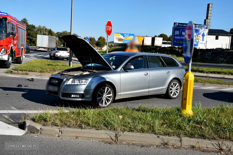 Zderzenie aut na skrzyżowaniu krajowej ósemki z ul. Legnicką	