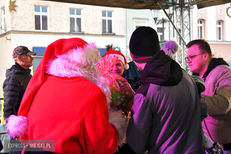 Mikołajkowy Jarmark Bożonarodzeniowy w Ząbkowicach Śląskich [foto]