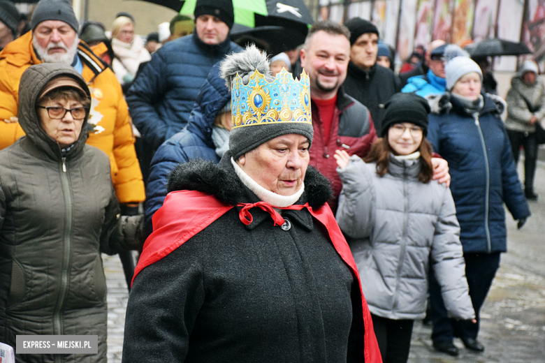 	Orszak Trzech Króli przeszedł ulicami Ząbkowic Śląskich [foto]