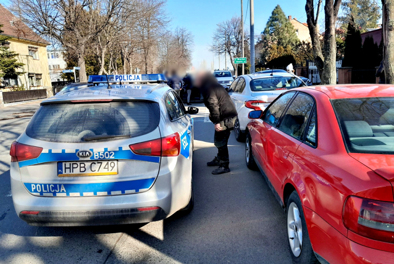 Kolizja trzech pojazdów na ul. Wrocławskiej