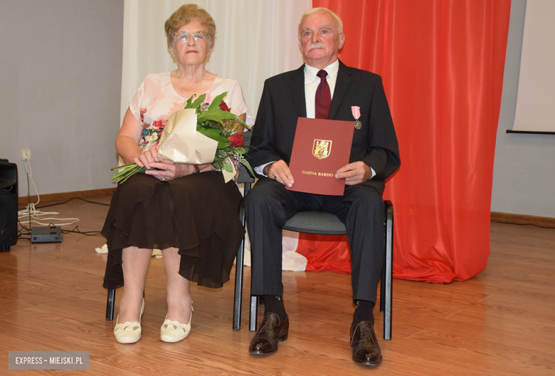 Złote Gody w gminie Bardo. 9 par obchodziło jubileusz długoletniego pożycia małżeńskiego