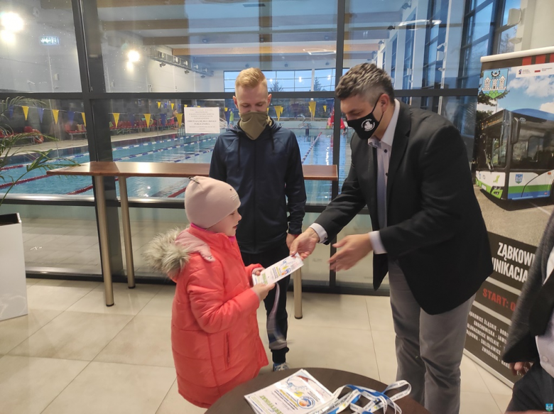 Zakończyła się pierwsza edycja programu „Umiem pływać” na krytym basenie w Ząbkowicach Śląskich