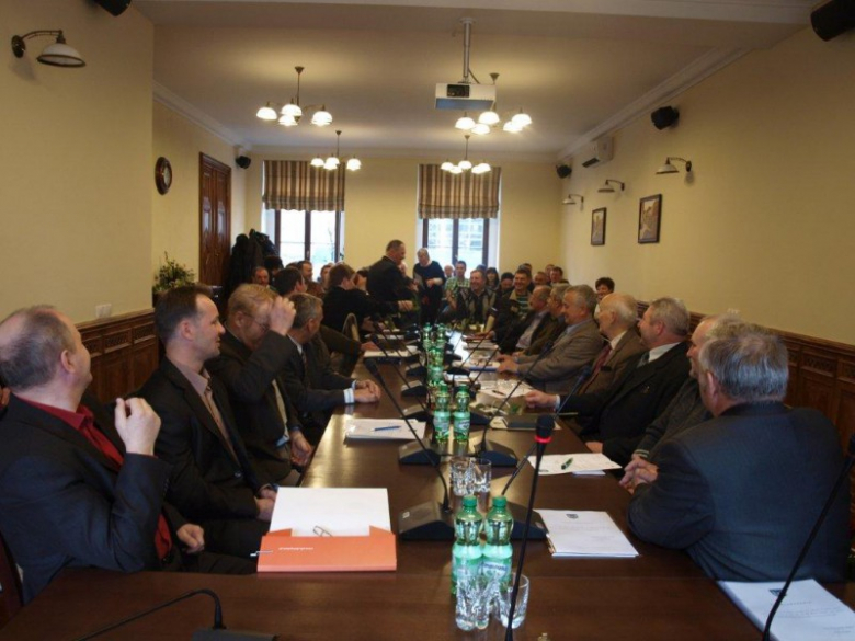 Inauguracyjna sesja przedstawicieli sołectw i zarządów osiedli w Ząbkowicach Śląskich