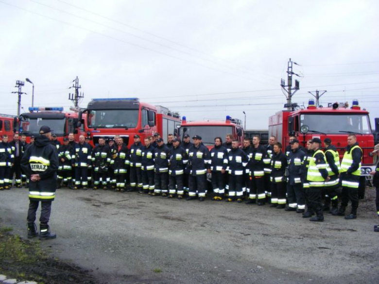 Pożar lasu w Witostowicach - ćwiczenia strażaków zorganizowane przez KP PSP Ząbkowice Śląskie wraz z Nadleśnictwem Henryków
