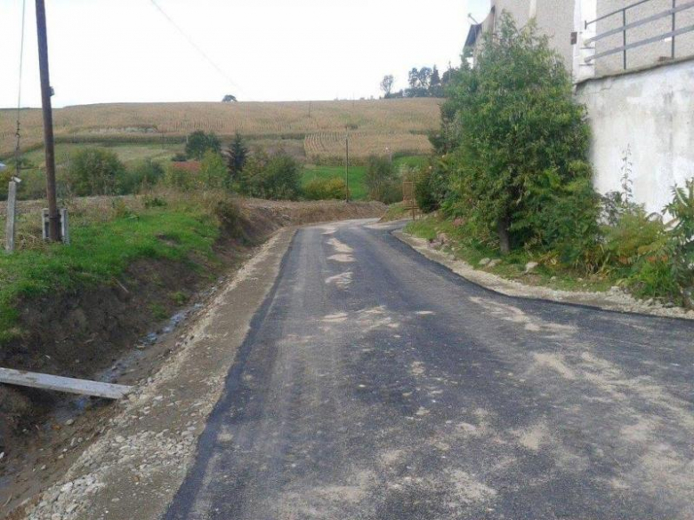 Wyremontowano drogę dojazdową do gruntów rolnych w Sławęcinie 