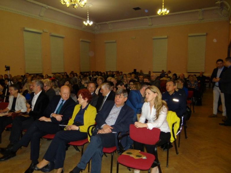 Konferencja o racjonalnym odżywianiu odbyła się w Ziębickim Centrum Kultury