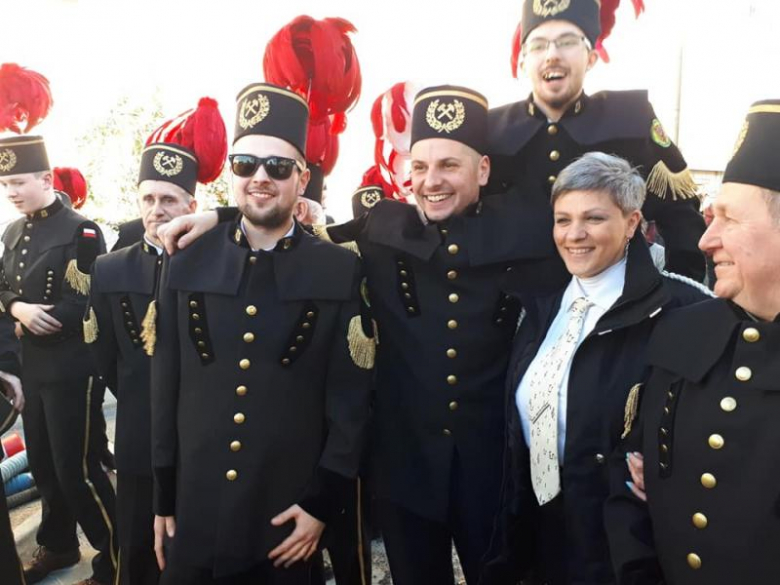 Górnicza Orkiestra Dęta ze Złotego Stoku podczas otwarcia Europejskiej Stolicy Kultury