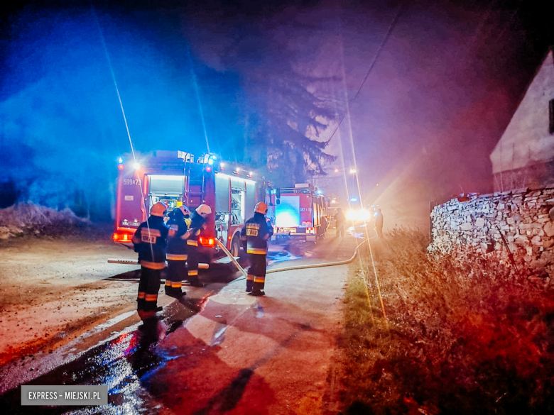 Nocny pożar na terenie agroturystyki w Baldwinowicach