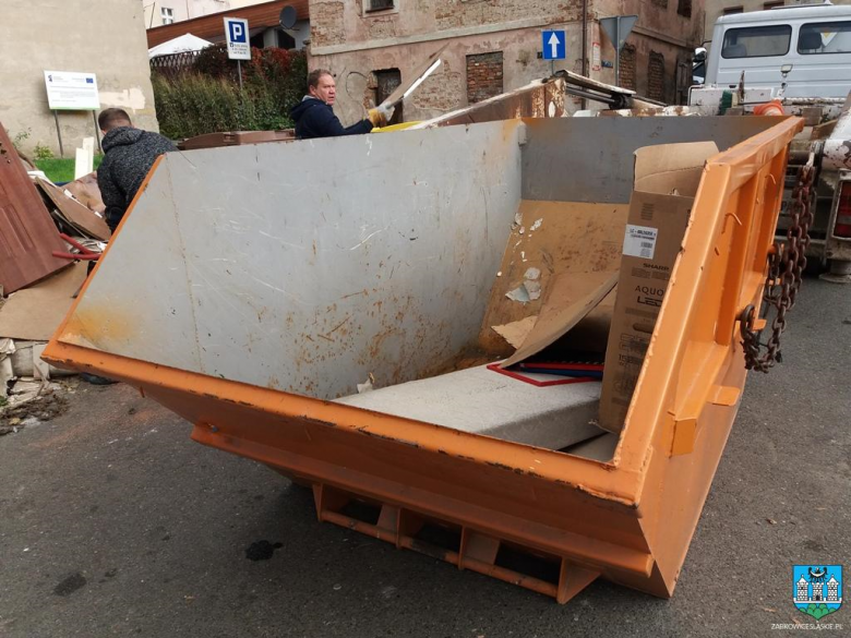 Zakończył się odbiór odpadów wielkogabarytowych w gminie Ząbkowice Śląskie