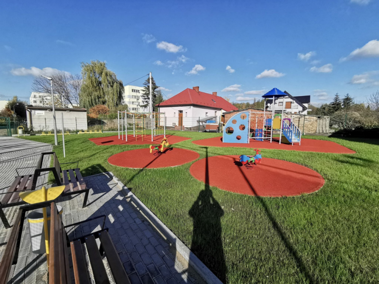 Kompleks sportowo-rekreacyjny przy Szkole Podstawowej nr 2 w Ziębicach już gotowy
