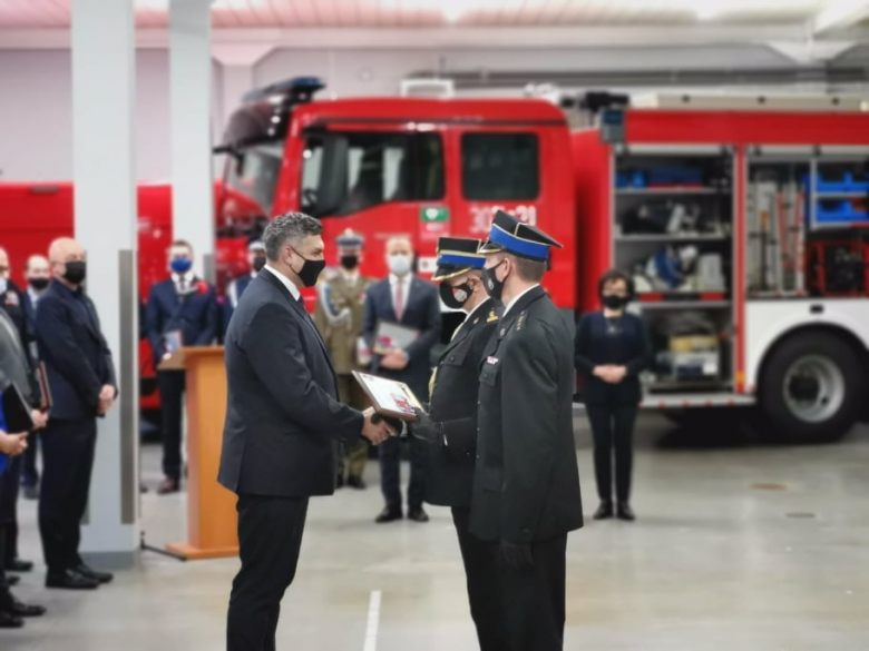	Kolejny nowy pojazd ratowniczo-gaśniczy dla strażaków-zawodowców z Ząbkowic Śląskich