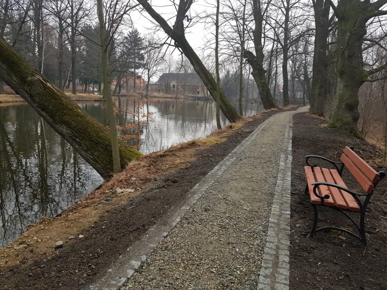 Zakończono budowę ścieżek spacerowych w parku w Grodziszczu