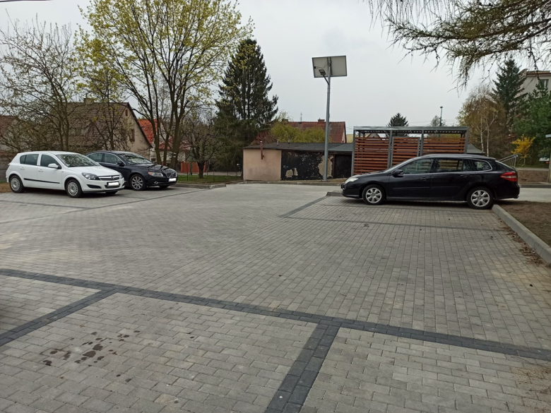 Zakończono i odebrano prace na podwórku przy ul. Głowackiego 5 w Ząbkowicach Śląskich