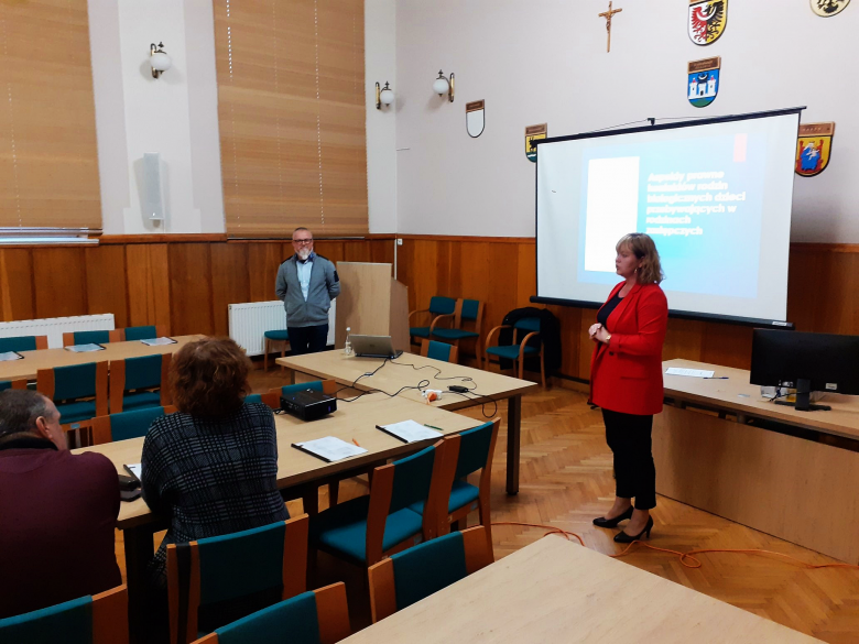Szkolenie rodzin zastępczych funkcjonujących przy Powiatowym Centrum Pomocy Rodzinie w Ząbkowicach Śląskich 