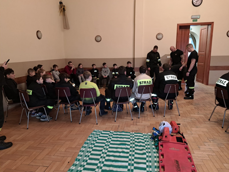 Spotkanie edukacyjne młodzieżowych drużyn pożarniczych