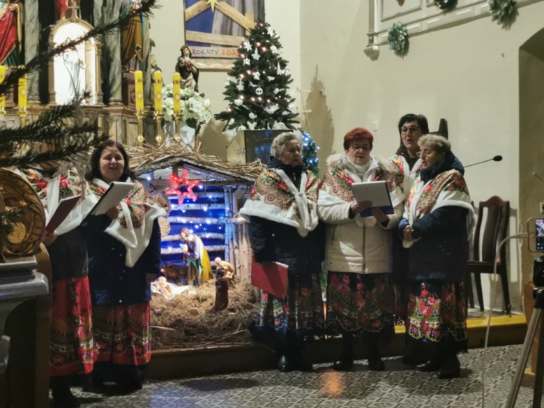 Spotkanie noworoczne z Kołem Gospodyń Wiejskich w Doboszowicach i kolędowanie w Starczowie