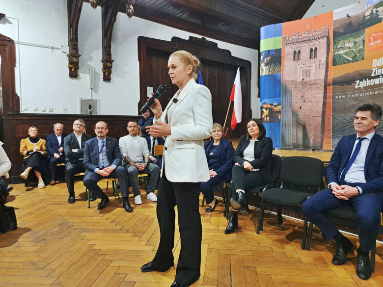 Minister edukacji Barbara Nowacka w Ząbkowicach Śląskich