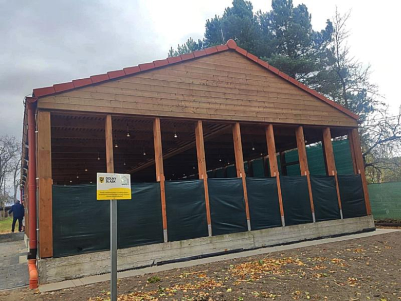 Zakończono budowę i doposażenie wiaty biesiadnej w Błotnicy