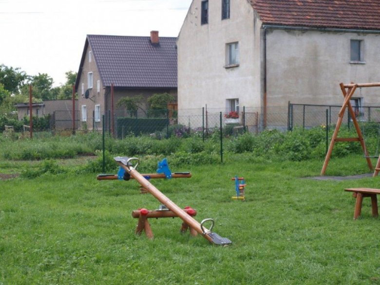Place zabaw w gminie Ząbkowice Śl.