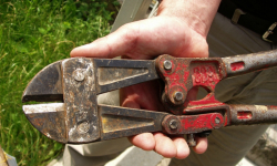 Bracia kradli paliwo i włamywali się do pomieszczeń gospodarczych