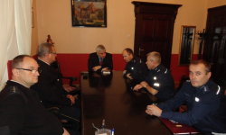 Policja i Straż Miejska w Kłodzku wyposażone w ogrzewacze