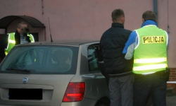Pościg za kierowcą bez prawa jazdy