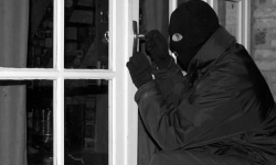 Okradał sąsiadkę. Podczas zatrzymania miał w organizmie ponad 3.6 promila