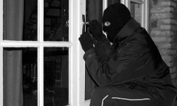 Policja apeluje do właścicieli posesji, mieszkań i działkowców: zabezpieczajcie swoje mienie