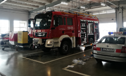 Strażacy-zawodowcy z Ząbkowic Śląskich mają nowy samochód ratowniczo-gaśniczy