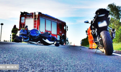 Stracił panowanie nad motocyklem i wjechał w przydrożne bariery