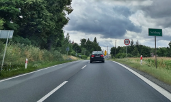 W Szklarach będzie bezpieczniej. Ruszyły prace związane z budową chodnika