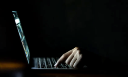 Chęć szybkiego zysku często oznacza sporą stratę środków. Kolejne ofiary internetowych oszustw