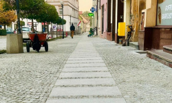 Prace przy przebudowie ul. Klasztornej, Rynku i Kościuszki na ukończeniu