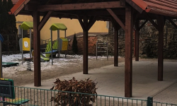 Doposażenie placu zabaw przy Żłobku Publicznym w Ząbkowicach Śląskich