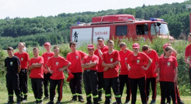 Młodzi strażacy ze Stolca poprawili swój wynik sprzed roku