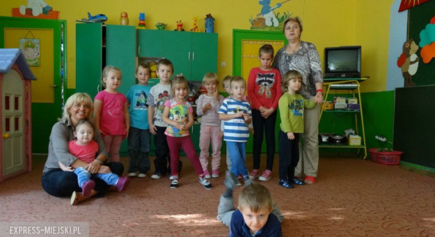 Dzieci z Przedszkola Publicznego nr 4 w Ząbkowicach Śląskich