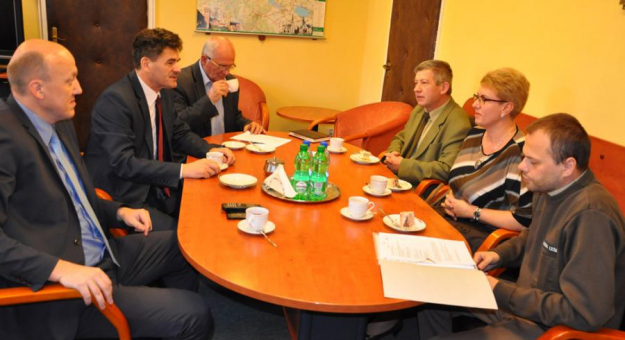 Spotkanie przedstawicieli Nadleśnictwa Henryków z władzami powiatu ząbkowickiego